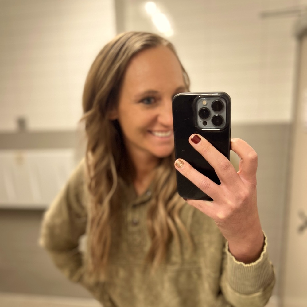 Meet your Posher, Emily